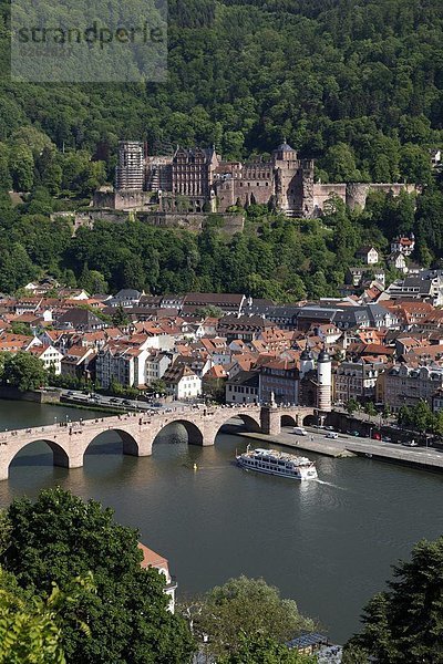 Europa  über  Brücke  Fluss  Baden-Württemberg  Deutschland  Heidelberg  alt