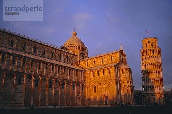 angelehnt  Sonnenuntergang  Kathedrale  Italien  Pisa  Toskana