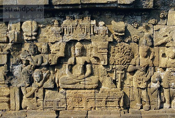 Außenaufnahme  Wand  schnitzen  Hilfe  fünfstöckig  Buddhismus  Fries  Indonesien  Java