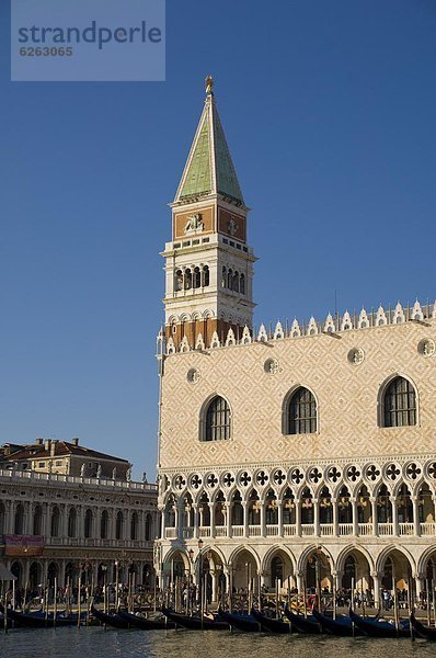 Europa  Ansicht  Vaporetto  Kirchturm  Platz  UNESCO-Welterbe  Venetien  Italien  Venedig