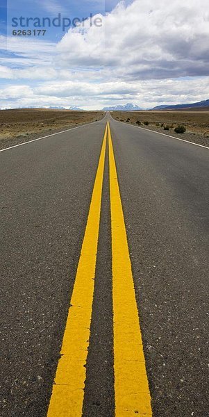 schneiden  Landschaft  Wahrzeichen  Bundesstraße  Richtung  El Chaltén  40  Argentinien  Patagonien  Südamerika  Steppe