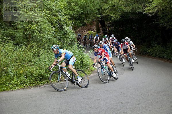 Europa  Großbritannien  radfahren  Fernverkehrsstraße  Olympische Spiele  Olympiade  England  Surrey  surrey hills