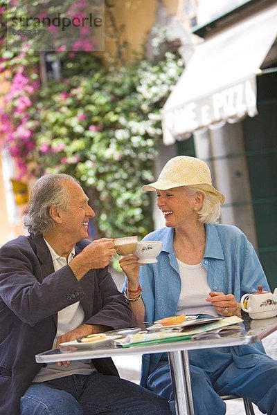 Senior  Senioren  Rom  Hauptstadt  Europa  Tourist  Cafe  Latium  Frühstück  Italien