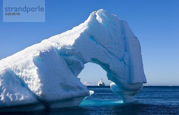 Eisberg  sehen  Horizont  Schiff  Brücke  blättern  Antarktis  Forschung