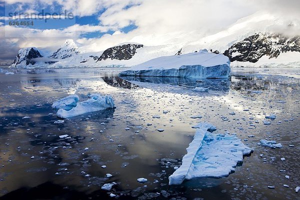 Berg  Eisberg  Antarktis  Halbinsel