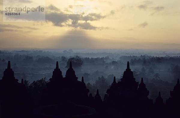 Dunst  Morgendämmerung  Vulkan  Südostasien  UNESCO-Welterbe  Wolkengebilde  Asien  Hintergrundbild  Indonesien  Java