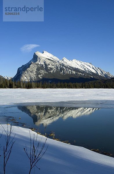 Berg  Felsen  Spiegelung  See  Nordamerika  UNESCO-Welterbe  Alberta  Banff