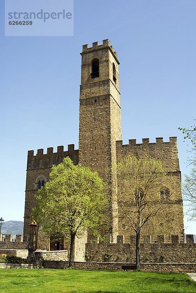 Europa  Palast  Schloß  Schlösser  Arezzo  Castello  Italien  Toskana