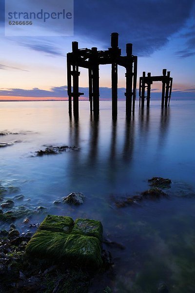 Europa  Tag  Strand  Großbritannien  Kai  England  Hampshire