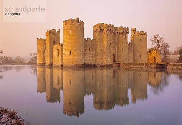 Schloß Bodiam  East Sussex  England