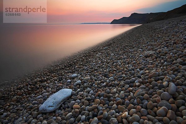 Wasserrand  Europa  Großbritannien  über  UNESCO-Welterbe  Dorset  England  Dämmerung