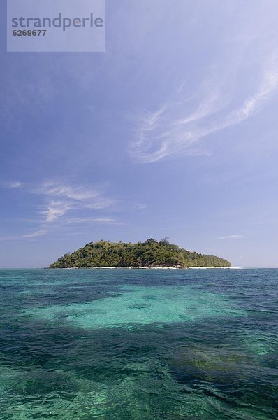 Bamboo Island in der Nähe von Phi Phi Don Island  Thailand  Südostasien  Asien