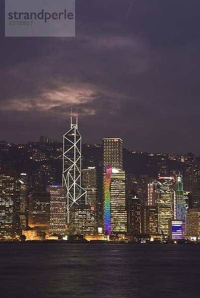 Skyline  Skylines  Insel  Asien  Abenddämmerung  Hongkong