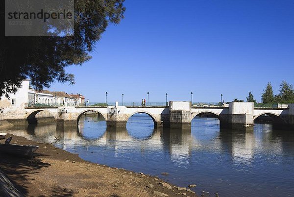 Europa  über  Brücke  Fluss  Algarve  Portugal  römisch  Tavira