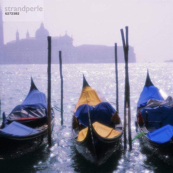 Europa  Gondel  Gondola  UNESCO-Welterbe  Venetien  Italien  Venedig