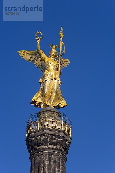 hoch  oben  nahe  Berlin  Hauptstadt  Europa  Monument  Säule  Sieg  Gewinn  Deutschland
