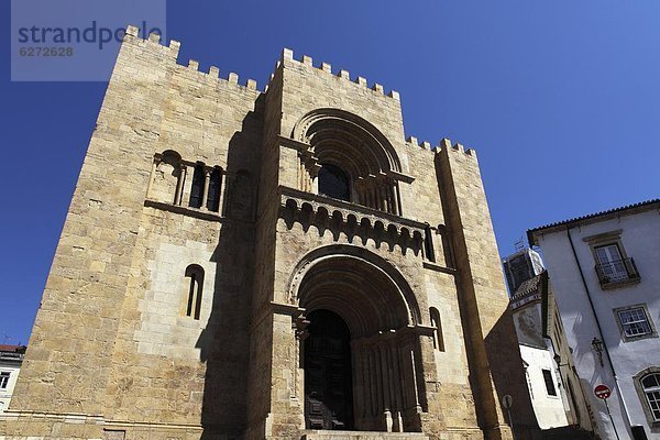 Europa  Eingang  Kathedrale  Bewunderung  Anfang  Coimbra  alt  Platz  Portal  Portugal  Romanik