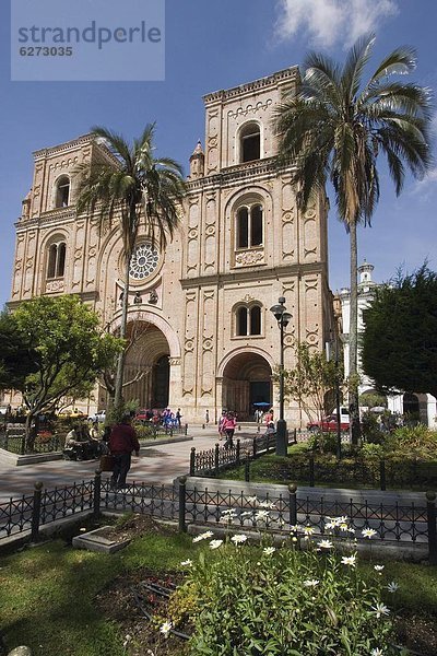 Attraktivität Stadtplatz bauen Cuenca Kathedrale Ecuador neu Südamerika