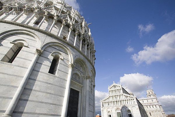 angelehnt  Europa  Feld  Wunder  Kathedrale  UNESCO-Welterbe  Italien  Pisa  Toskana