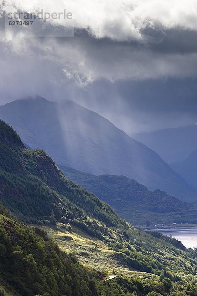 Europa  5  Schwester  Großbritannien  Himmel  Sonnenlicht  Ansicht  spritzen  See  Highlands  Schottland