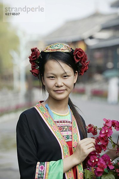 Frau  Berg  jung  Kostüm - Faschingskostüm  Ethnisches Erscheinungsbild  Asien  Volksstamm  Stamm  Yangshuo