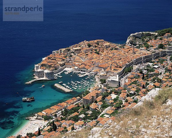 Europa  Stadt  Ansicht  Erhöhte Ansicht  Aufsicht  heben  UNESCO-Welterbe  Kroatien  Dalmatien  Dubrovnik  alt