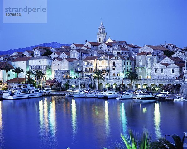 Europa  Stadt  Ansicht  Kroatien  Dalmatien  Abenddämmerung  Korcula