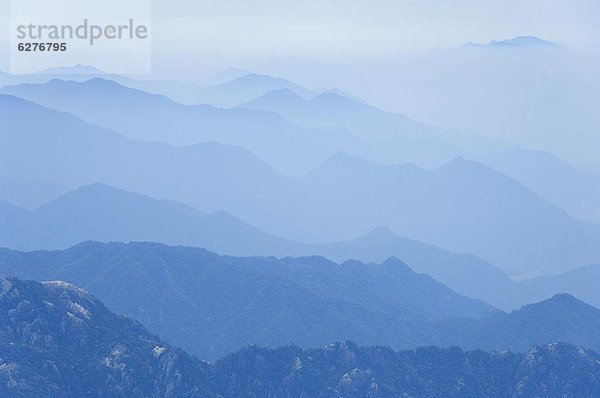 Nebel  China  Anhui  UNESCO-Welterbe  Asien