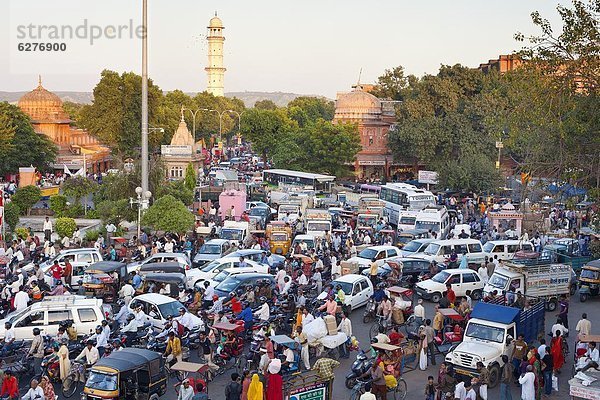 Stau  Lifestyle  Straße  Großstadt  Asien  Indien  Jaipur  Rajasthan  Straßenverkehr