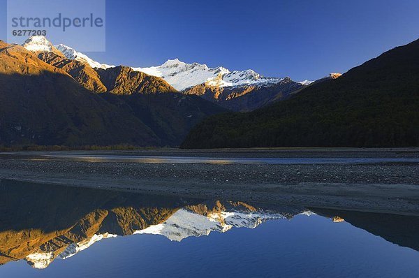 Pazifischer Ozean  Pazifik  Stiller Ozean  Großer Ozean  neuseeländische Südinsel  Neuseeland  Wanaka