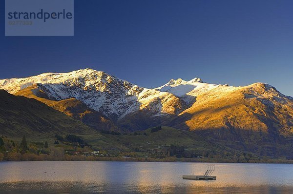 Sonnenaufgang  Pazifischer Ozean  Pazifik  Stiller Ozean  Großer Ozean  neuseeländische Südinsel  Neuseeland  Queenstown