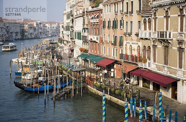 Europa  Ehrfurcht  Brücke  Ansicht  Rialtobrücke  UNESCO-Welterbe  Venetien  Italien  Venedig