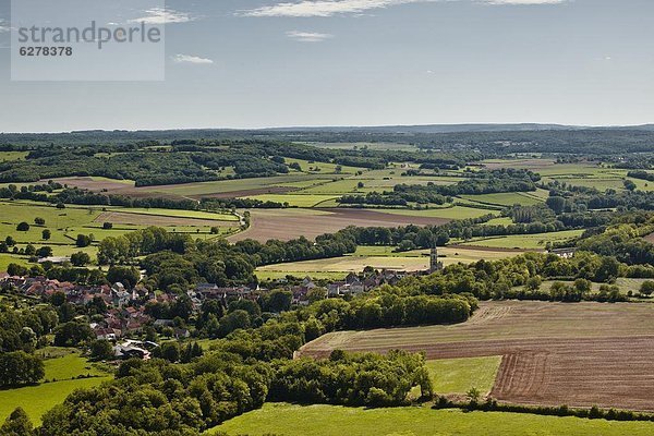 Frankreich  Europa  sehen  Landschaft  über  Dorf  Heiligtum  Burgund