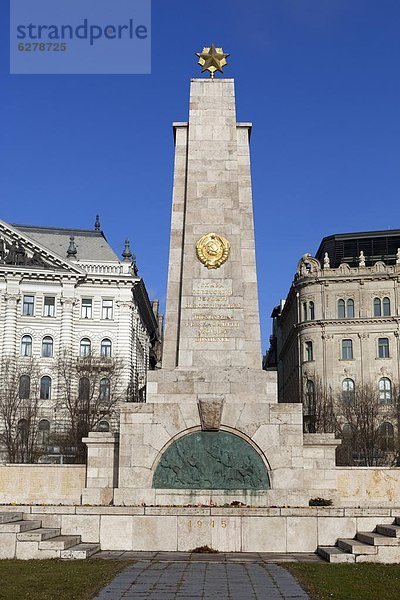 Budapest  Hauptstadt  Europa  Freiheit  Großstadt  rot  Heer  Ungarn  Obelisk