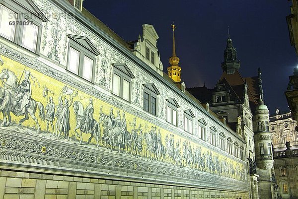 Europa  Wand  Palast  Schloß  Schlösser  Dresden  Deutschland  Sachsen