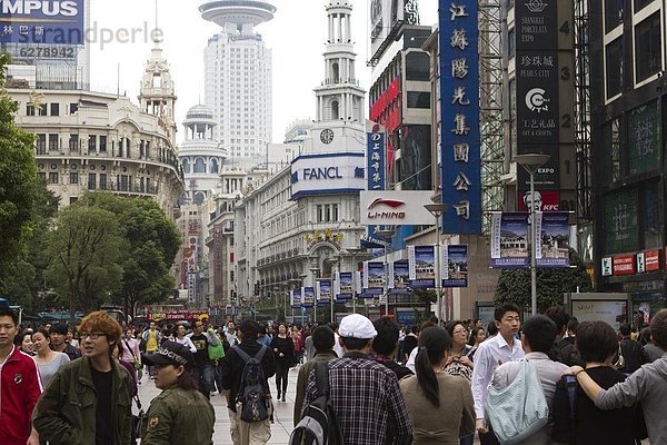 Fußgänger  China  Asien  Shanghai