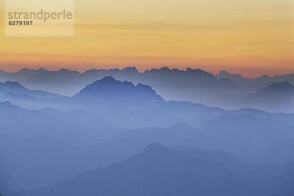 Europa  Sonnenuntergang  über  Alpen  Slowenien