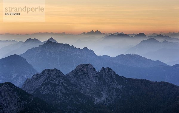 Europa  Sonnenuntergang  über  Alpen  Slowenien