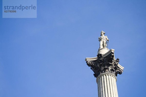 Europa  Großbritannien  London  Hauptstadt  England  Nelsonsäule  Trafalgar Square