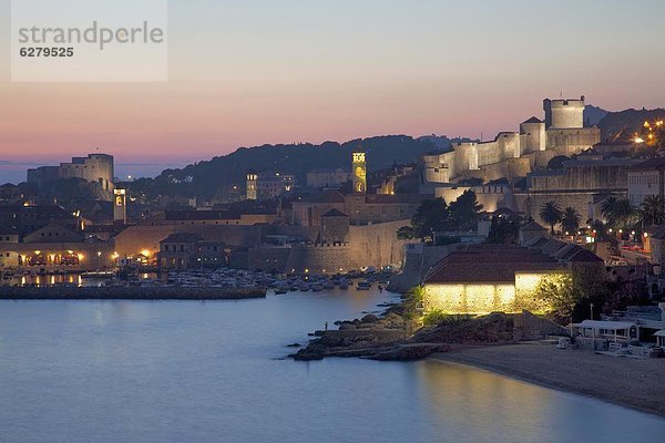 Europa  Abend  Stadt  früh  Ansicht  UNESCO-Welterbe  Kroatien  Dubrovnik  alt