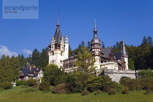 Europa  Sommer  Gebäude  König - Monarchie  Karpaten  Residenz  Rumänien  Sinaia