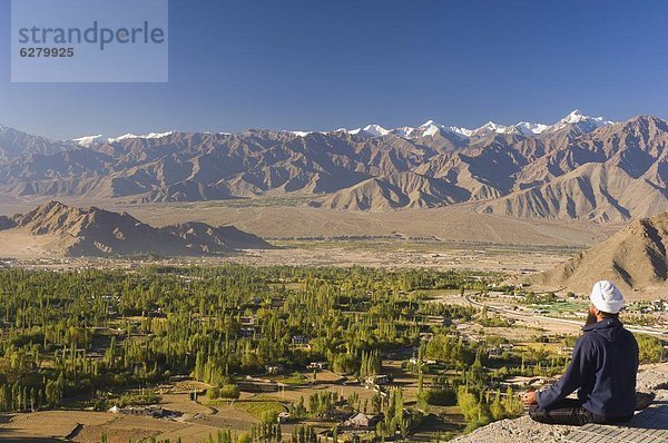 Tal  Ansicht  Asien  Indien  Ladakh  Leh  Bergmassiv