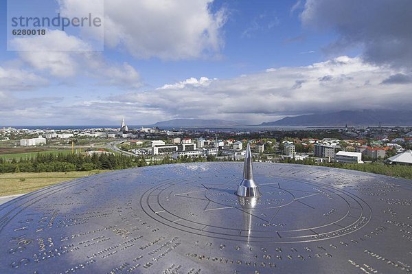 Reykjavik  Hauptstadt  Skyline  Skylines  sehen  Großstadt  Terrasse  Hallgrímskirkja  Island  Perlan