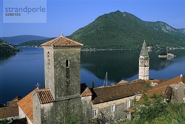 Europa  über  Dorf  Insel  Ansicht  UNESCO-Welterbe  Bucht  Kotor  Montenegro