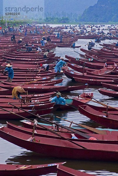 Boot  Fluss  Parfüm  Südostasien  Vietnam  Asien  Pagode