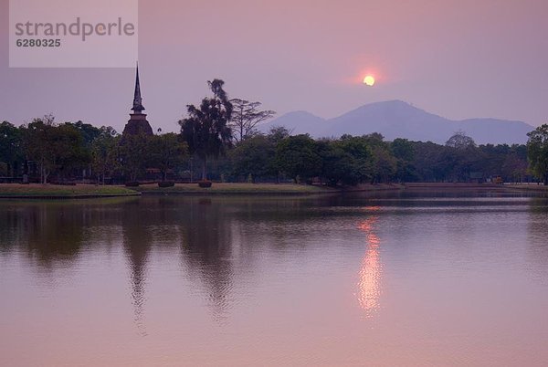 Südostasien  UNESCO-Welterbe  Asien  Geschichtspark Sukhothai  Thailand