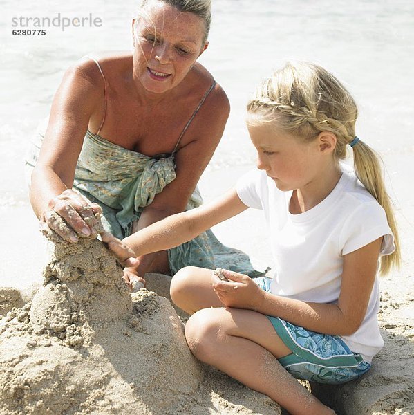 Strand  Produktion  Großmutter  Sandburg