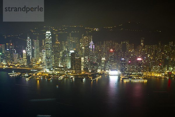 hoch  oben  Skyline  Skylines  Hafen  Nacht  Insel  Ansicht  China  Asien  Hongkong