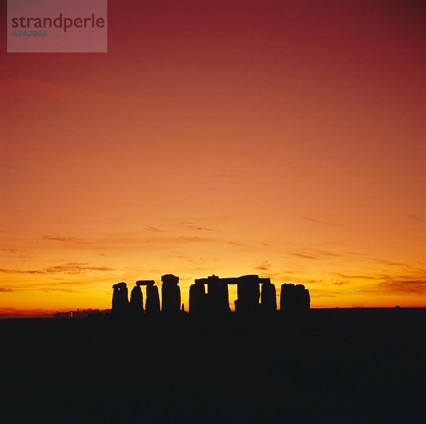 Europa  Sonnenuntergang  Großbritannien  England  Stonehenge  Wiltshire