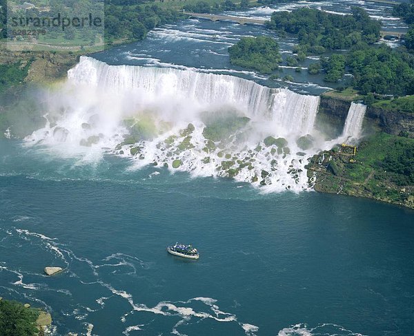 Vereinigte Staaten von Amerika  USA  Nordamerika  Ansicht  Niagarafälle  Luftbild  Fernsehantenne  New York State